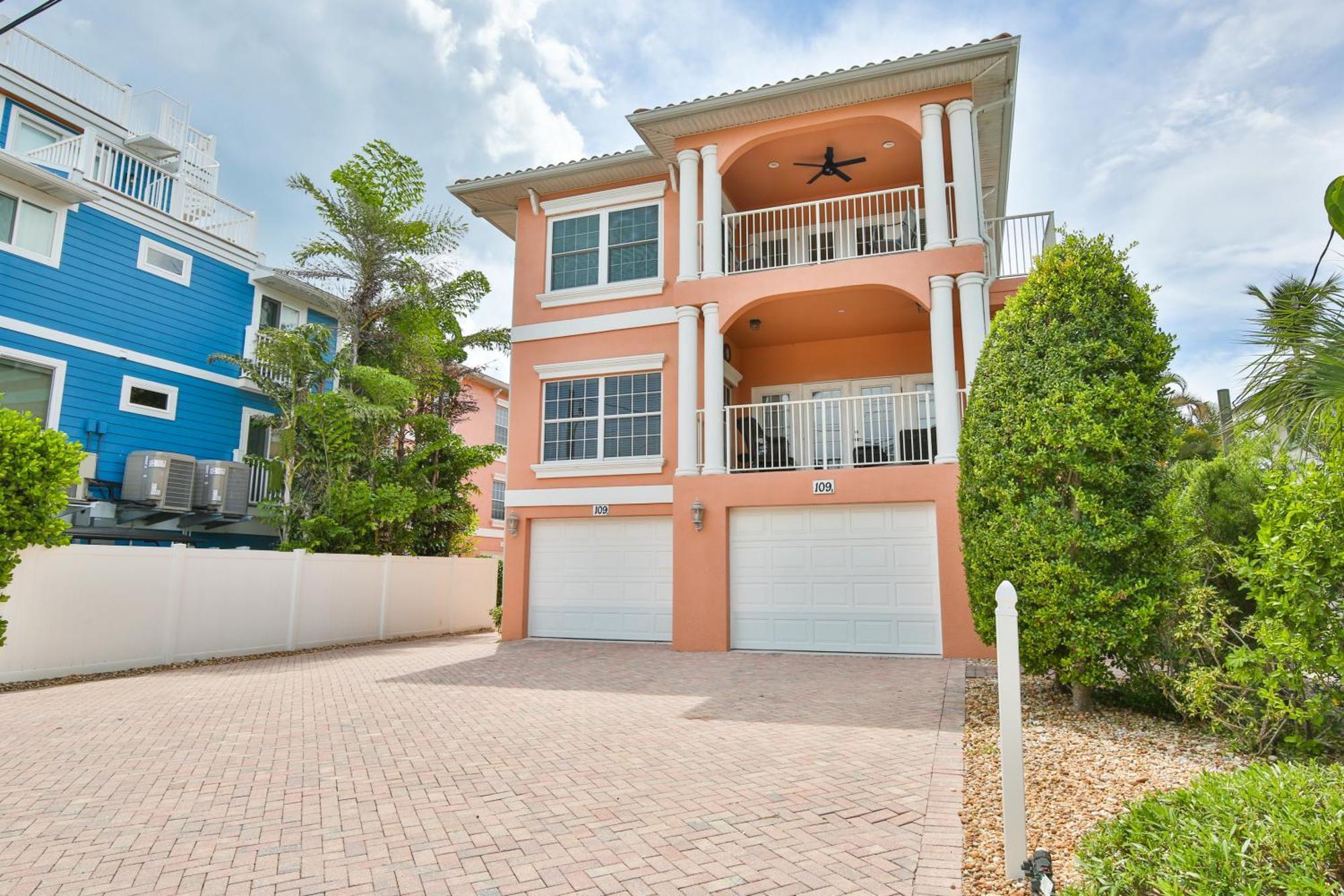 Hibiscus Hideaway B - Top Floor Unit Bradenton Beach Exterior photo